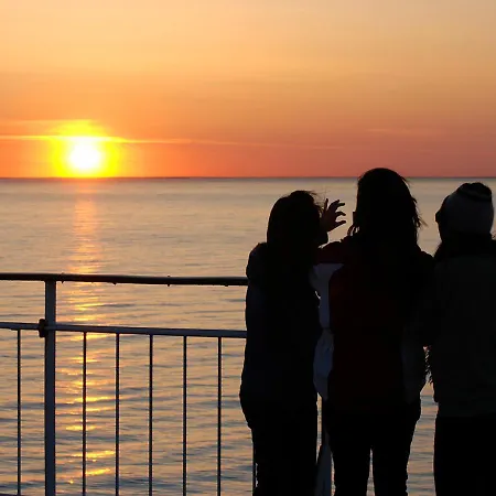  Viking Line Ferry Viking Xprs - One-way Journey From To Tallinn ヘルシンキ